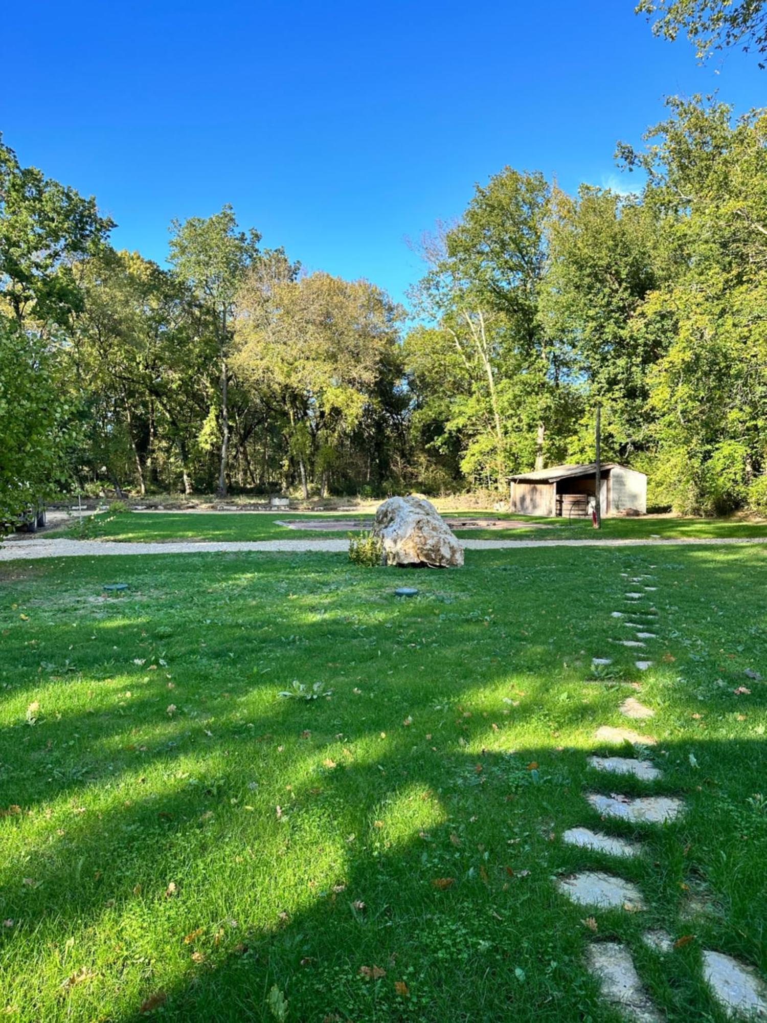 Villa Au Coeur Du Vignoble Cognacais à Gondeville Extérieur photo